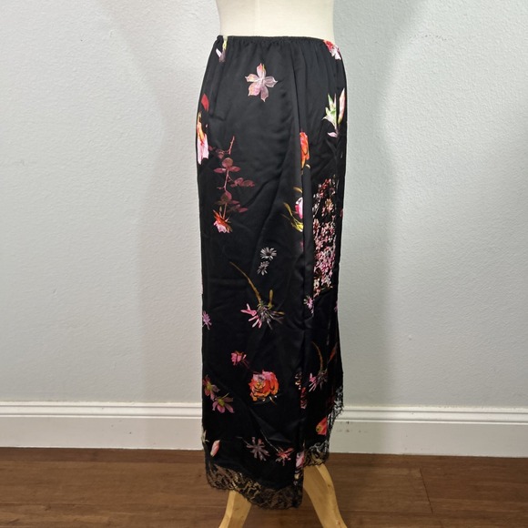 Victorias Secret Midi Skirt S/P Floral Satin Lace Trim Side Slit Fairycore Y2K - Picture 6 of 13